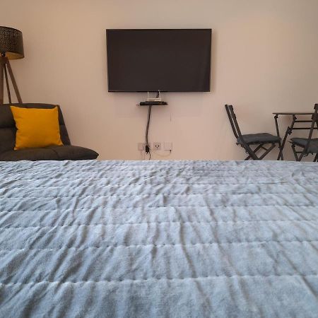 Embassy Gardens Studio Акра Екстериор снимка