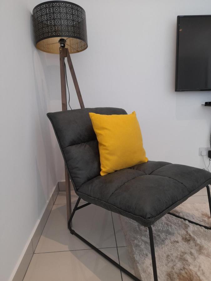 Embassy Gardens Studio Акра Екстериор снимка